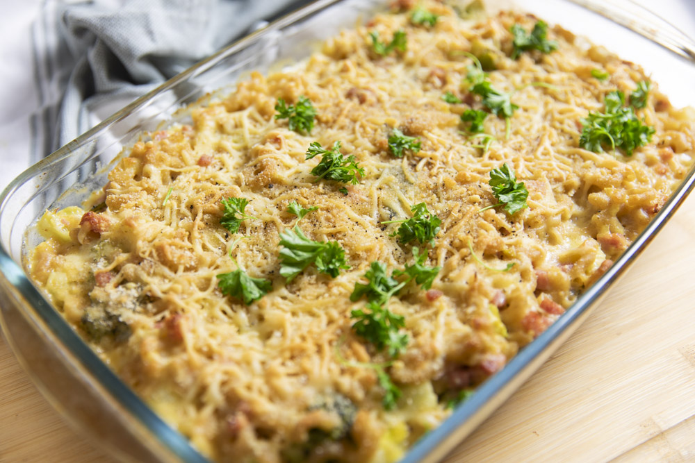 Broccoli, leek, ham mac & cheese