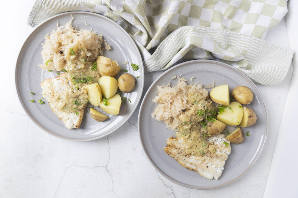 Sauerkraut zuurkool with mustard onion gravy